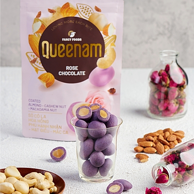 QN06 - Socola hoa hong phu hat hanh nhan-hat dieu-mac ca/ Rose Chocolate Coated Almond-Cashew Nut-Macadamia Nut