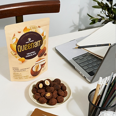 QN02 - Socola tiramisu phu hat hanh nhan-hat dieu-mac ca/ Tiramisu Chocolate Coated Almond-Cashew Nut-Macadamia Nut