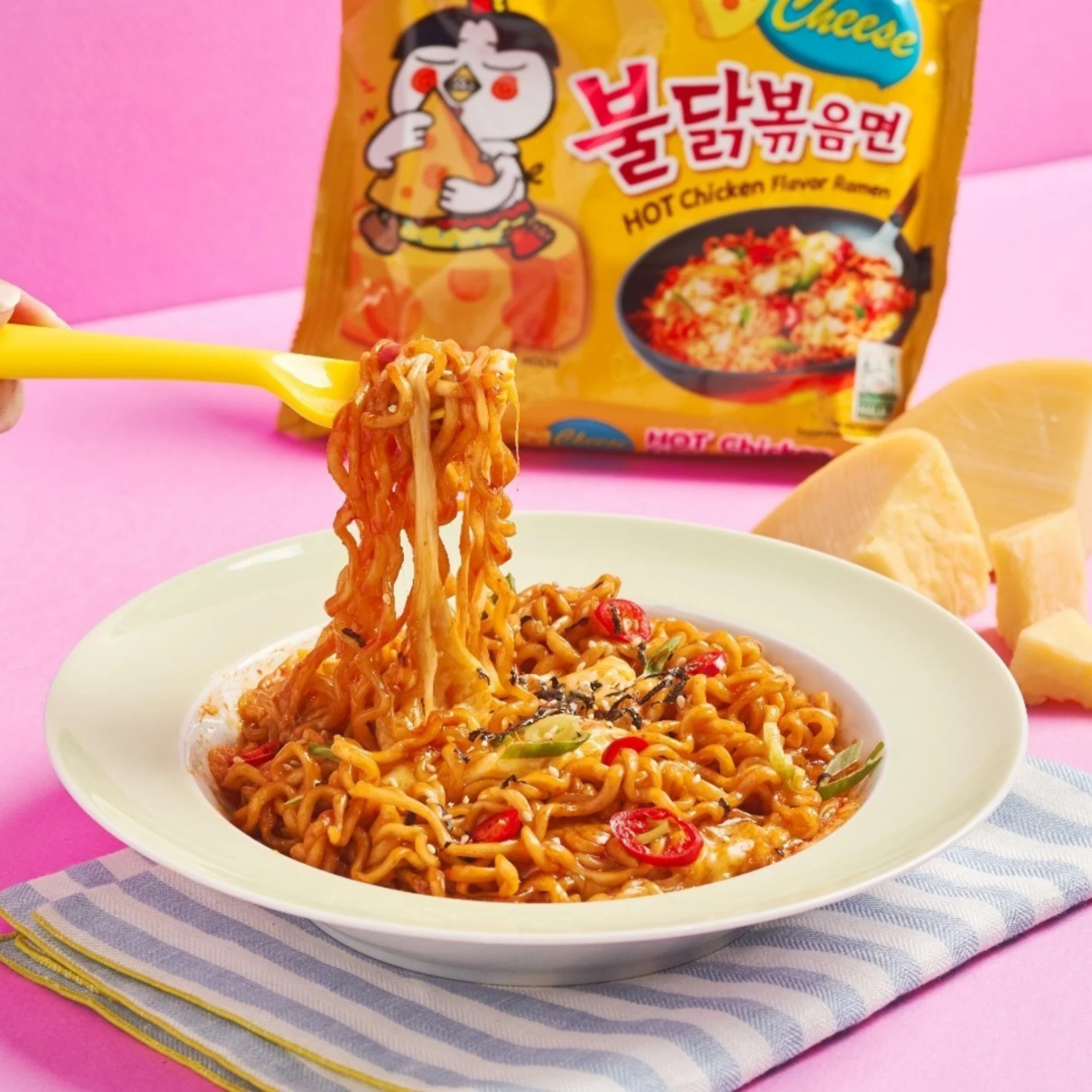 SamYang - Buldak (YELLOW) Artificial Spicy Chicken Flavor Ramen Cheese SamYang - Buldak (YELLOW) Artificial Spicy Chicken Flavor Ramen Cheese