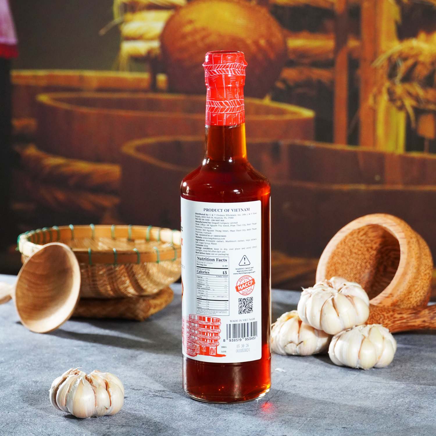 LCX02 - Nuoc Mam Lang Chai Xua Chay Chai Thuy Tinh / Vegan Fish Sauce LCX02 - Nuoc Mam Lang Chai Xua Chay Chai Thuy Tinh / Vegan Fish Sauce