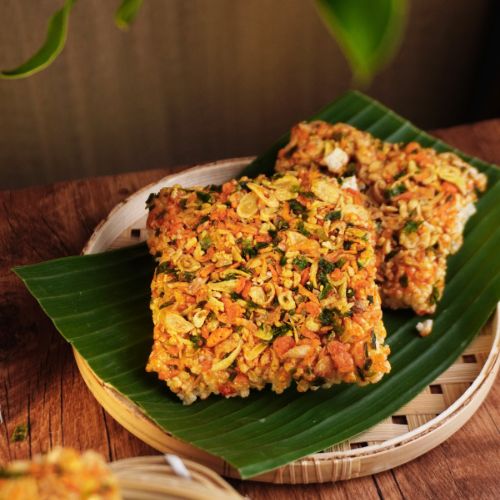 CT065 - Com Chay Ruoc Xot Mam Hanh / Dried Acetes & Onions Scorched Rice