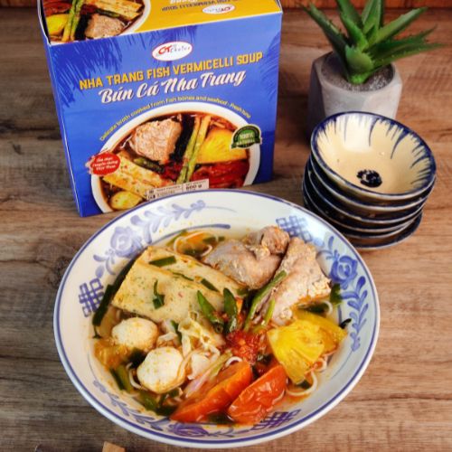 CT036 - Bun Ca Nha Trang / Nha Trang Vermicelli Soup with Fish Cake *