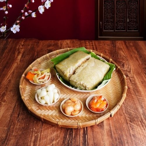 LV034 - Banh chung nhan Ca kho Vu Dai/Banh chung filled with Vu Dai braised fish